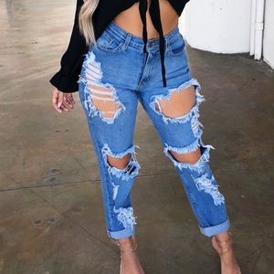 Dario High Rise Mom Jeans